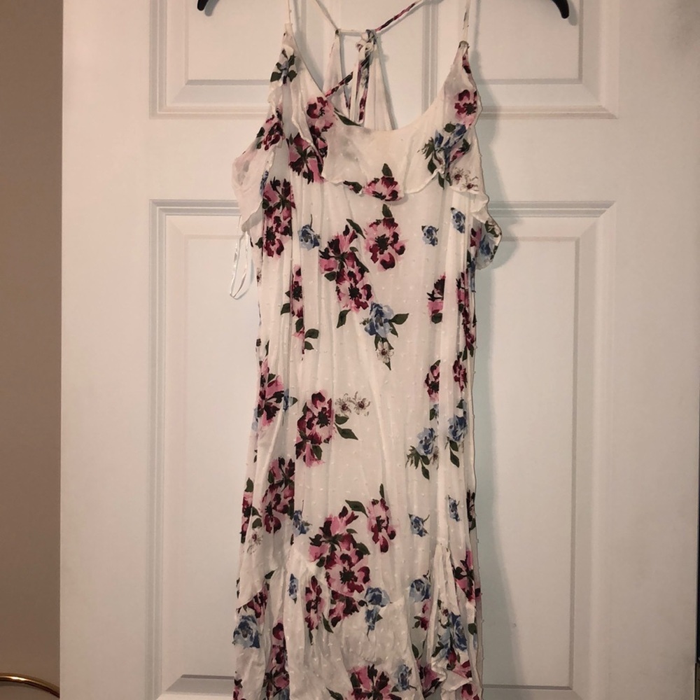 Super cute Kendall & Kylie NWOT dress
